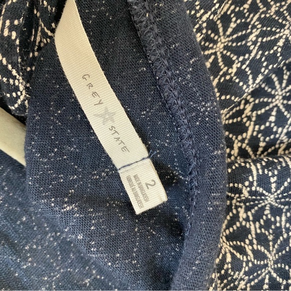 Grey State Rochelle Romper - Navy and White Tile Print - M - Picture 4 of 8